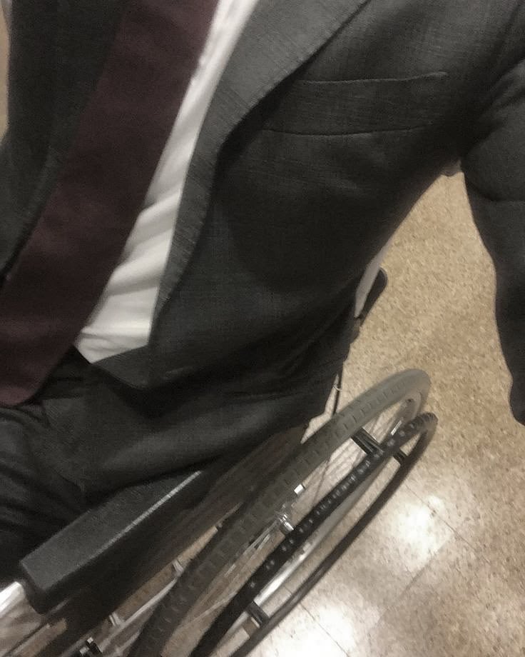 MutantEducation's tweet photo. Professor Xavier has requested that students stop leaving their bags in the hallways.
He is tired of nearly running them over. https://t.co/FB0EoRe4TN