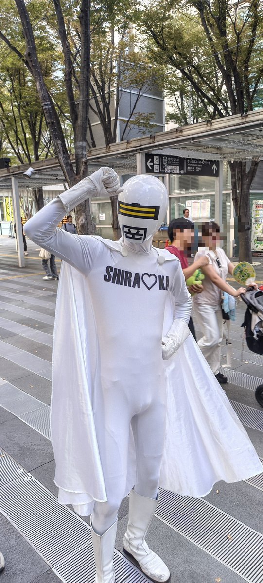 KazukiHaneda's tweet photo. 白岡市のシラオ仮面もいいキャラクターだし、背中だけ見たらテレ玉くんのようなフォルムのゆるキャラもいた。表は確認してない。 https://t.co/Mgps4CRJVC