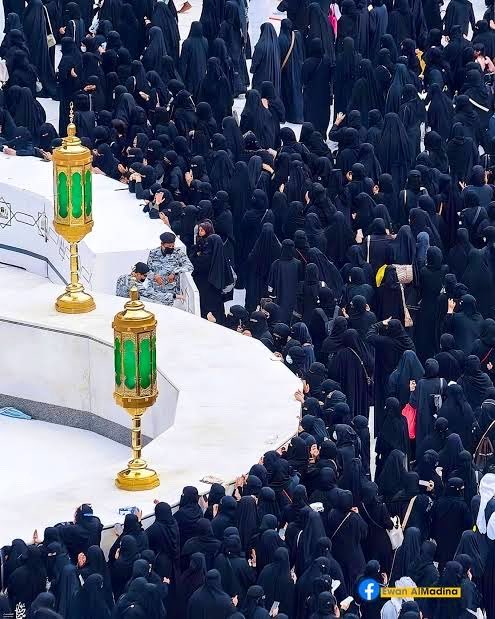 jenaideb's tweet photo. زينة الحرم والكعبة ومكة والسعودية

أبهى من الألماس والياقوت وتيجان الملوك

❤️❤️❤️ https://t.co/CPCSuoUcsD
