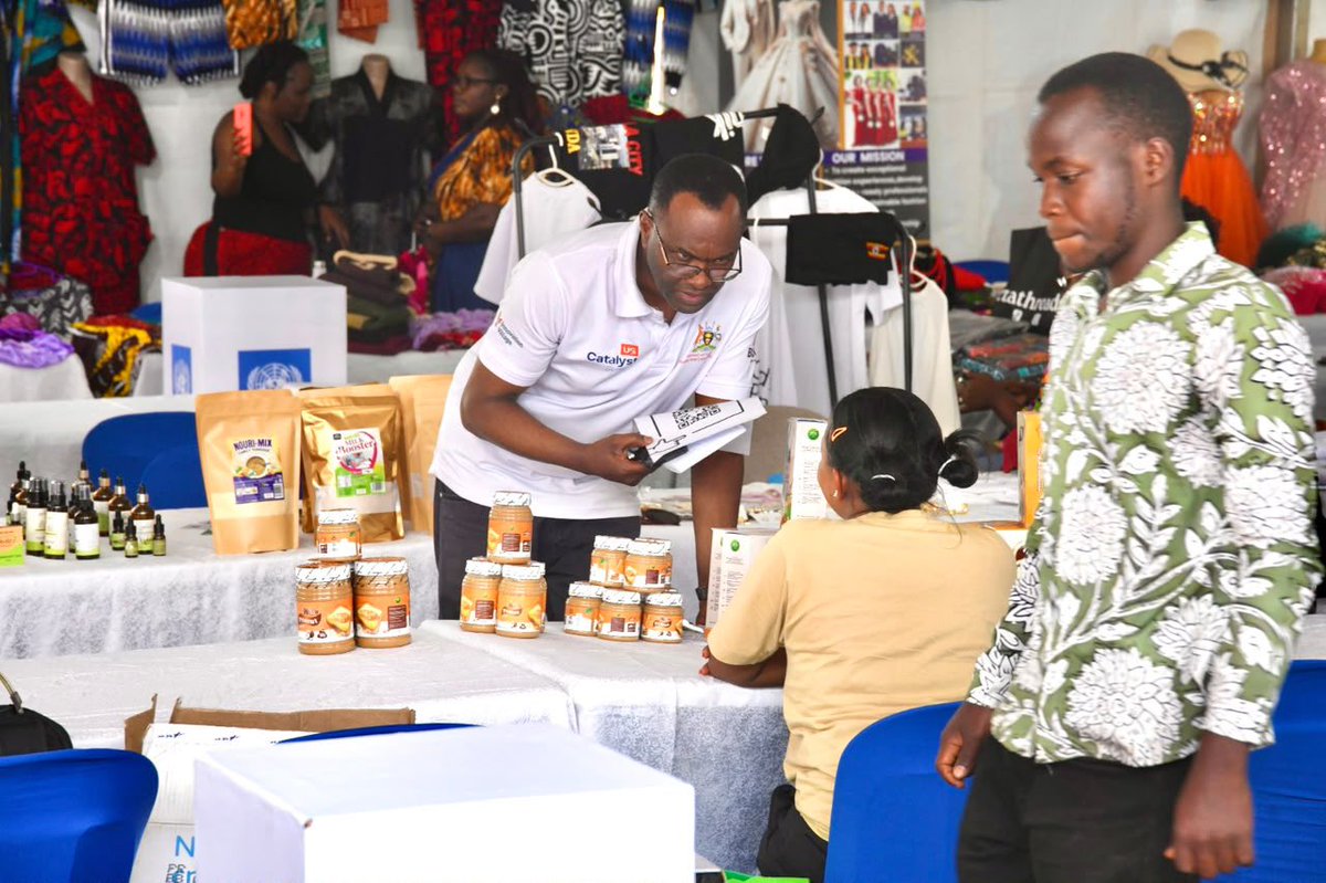 Y4BioClimate's tweet photo. Akamwesi Mall is buzzing! 🔥

The #PearlMarketplace  is bringing together entrepreneurs, creatives and innovators under one roof. 

Come through and experience the energy for yourself. https://t.co/yR7D2vG3ts
