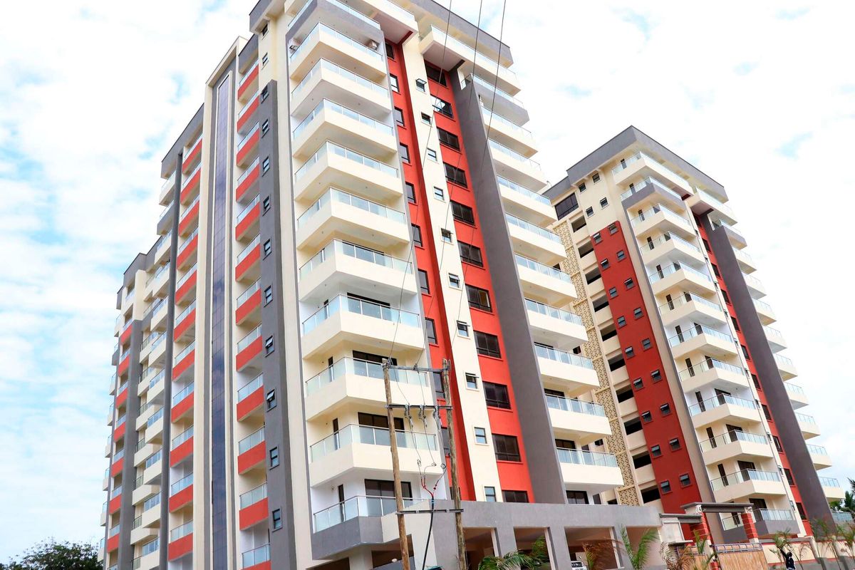 ntvkenya's tweet photo. Mombasa’s high-rise boom problem: When towers become a neighbourhood nuisance https://t.co/oyAFqu4mEG https://t.co/DmIcoG0ecx