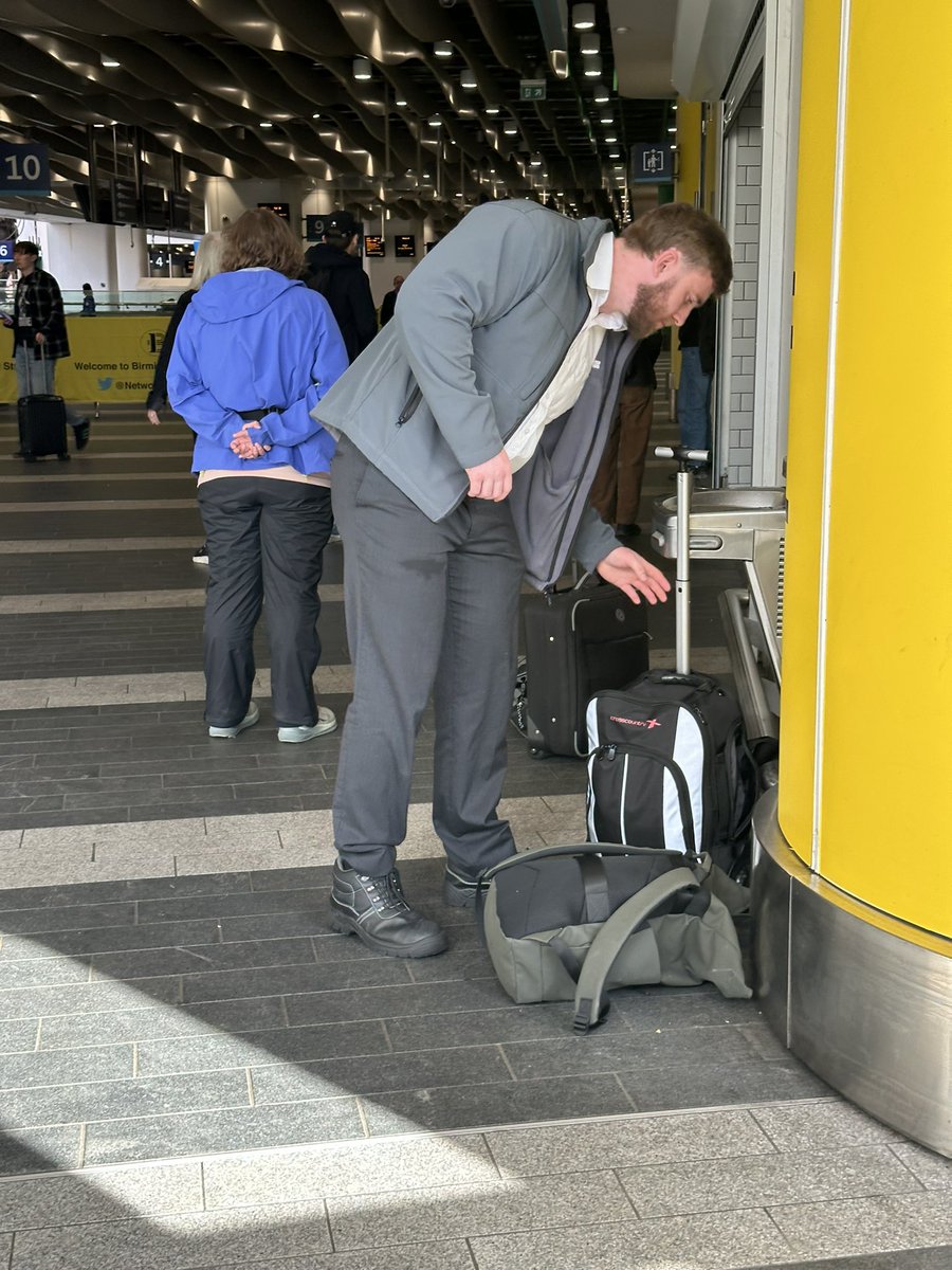 PublicFilth's tweet photo. Hot lad at New St station https://t.co/W2ADWRbQkx