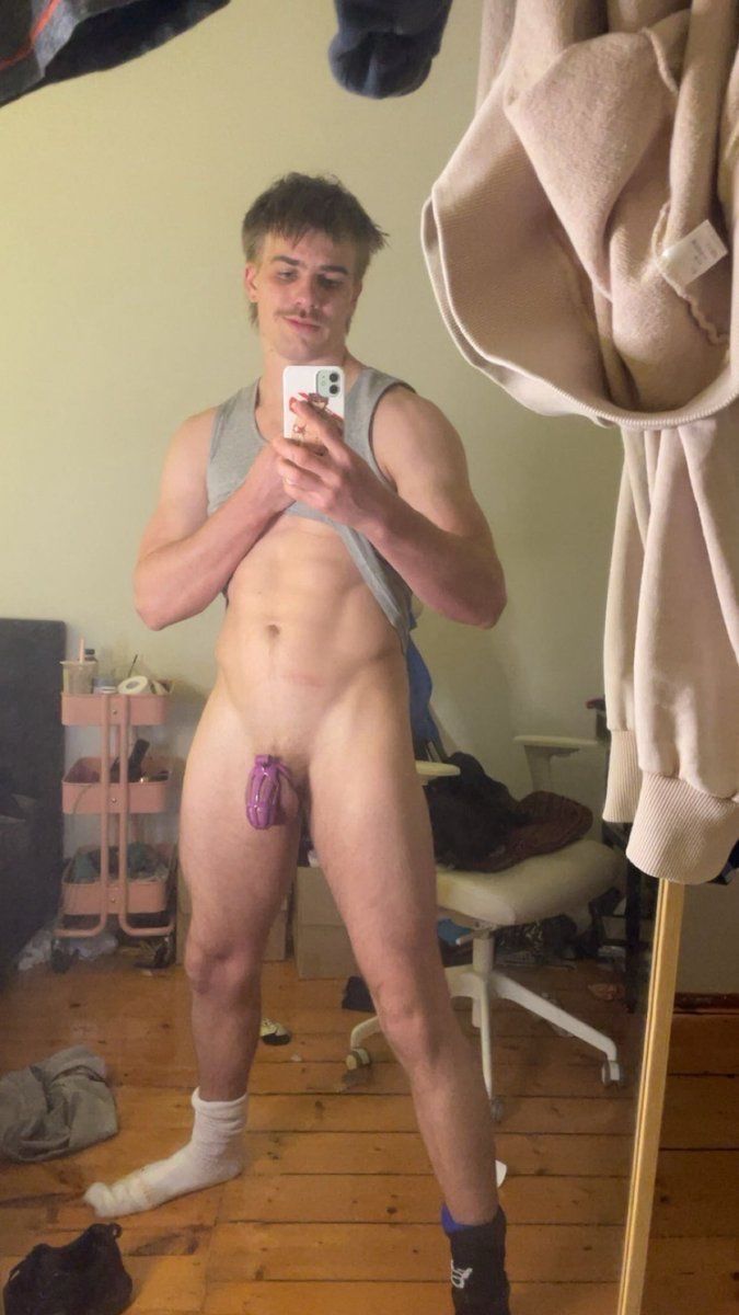 FaggotUseless's tweet photo. The boys said they were doing Locktober this year. On the 1st, I sent my cage check to the group chat. Turns out that's not what they meant by "locking in". Now they're fighting over who gets to be my keyholder, and nobody's talking about letting me out... https://t.co/yZA8hGG7Aw