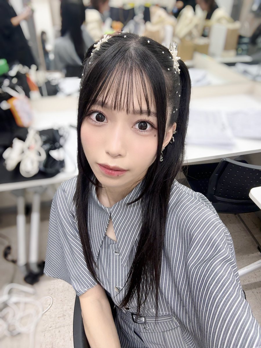 AsakaOfficial's tweet photo. #亜咲花10周年 ベストアルバム『Song of LIFE』
発売記念イベントinタワーレコード新宿
ありがとうございました！☺️✨

1部はストライプワンピ、2部は車掌さんでした🚃
握手会、サイン会、じゃんけん会、頭なでなで会…！全部楽しかったなぁ🫶

次回公演は10/31(土)名古屋•タワレコ大高です✨ https://t.co/dKSzJ8r4fq