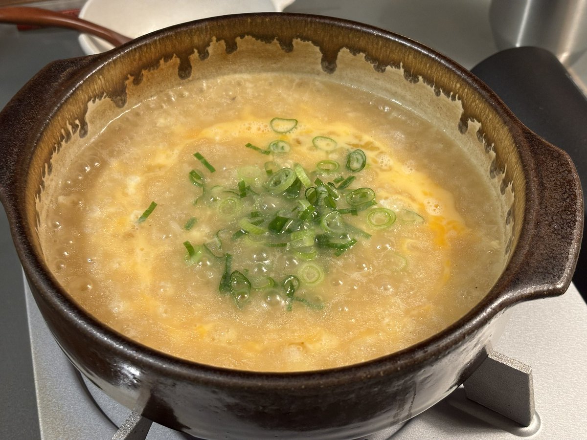 Katy_Oddeye's tweet photo. 数年ぶりに松茸を奮発
ホイル焼き、しゃぶしゃぶ

明日は松茸ご飯🍚やるぞ https://t.co/78OactEWra