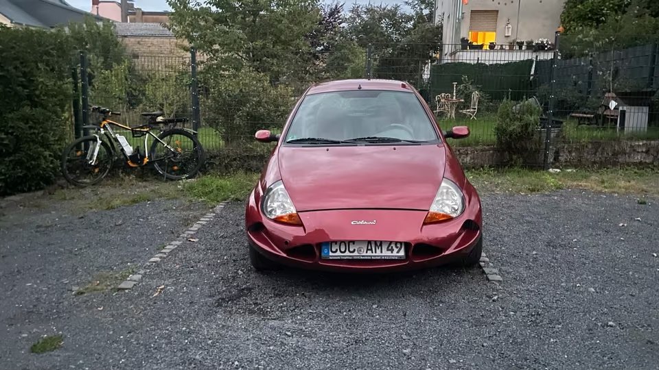 Cultobjects's tweet photo. Rare Ford Ka “Colani Edition” (No. 4 of 200) designed by Luigi Colani. In outstanding original condition, is offered as a collector’s item
85,000 km
12.900€ 
53619 Rheinland-Pfalz - Rheinbreitbach
https://t.co/dezQJsrxbA https://t.co/t53kRnmzUD