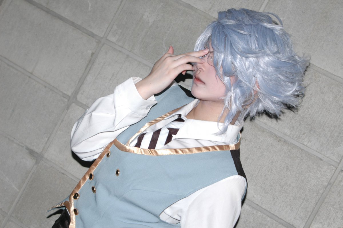 oreo_endless's tweet photo. ⚠️twst/cosplay
ウルアコの時の🐙
👓ｸｲｯポーズが盛れてて良き🦆

📸…@Magical_girl_0

 #twstコスプレ https://t.co/ha7IjxKRdb