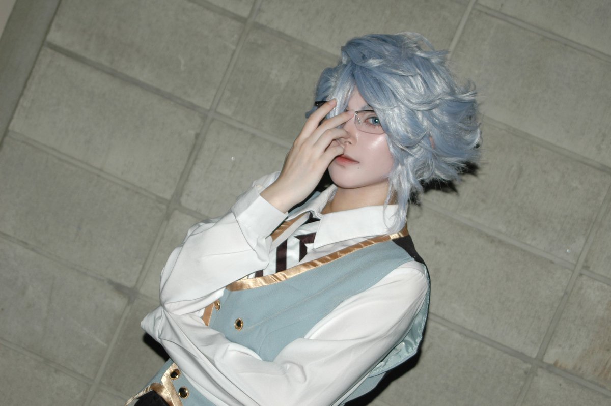 oreo_endless's tweet photo. ⚠️twst/cosplay
ウルアコの時の🐙
👓ｸｲｯポーズが盛れてて良き🦆

📸…@Magical_girl_0

 #twstコスプレ https://t.co/ha7IjxKRdb