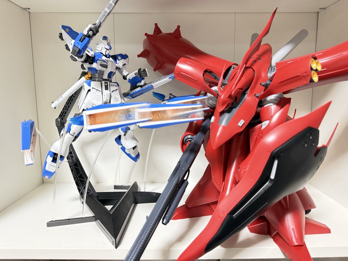 5150_ts_azf's tweet photo. マーキングは明日。。。

ってかやっぱデカすぎた
MG Hi-νがHGに見える https://t.co/aX99OF4UII