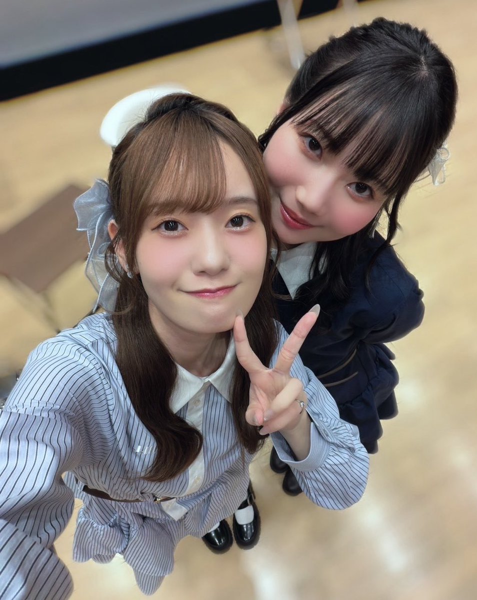 reina_kawamura6's tweet photo. #ことばとば 第2部にご来場いただき、ありがとうございました〜！🍃 

出身地で仲の良いバンビとイベントできた事、とっても嬉しかったし楽しかったです！✨

皆さんも沢山盛り上げてくださってありがとうございました！☺️ https://t.co/PoSPx5b7iS
