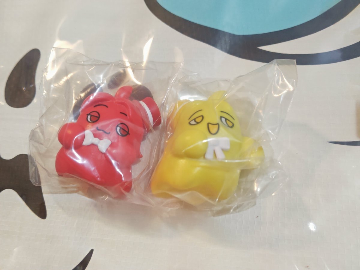 ramune240409's tweet photo. 青いオバケだけ出なかった😭
３つ揃えたら可愛いから交換探します💦 https://t.co/yZPnd6R5ye