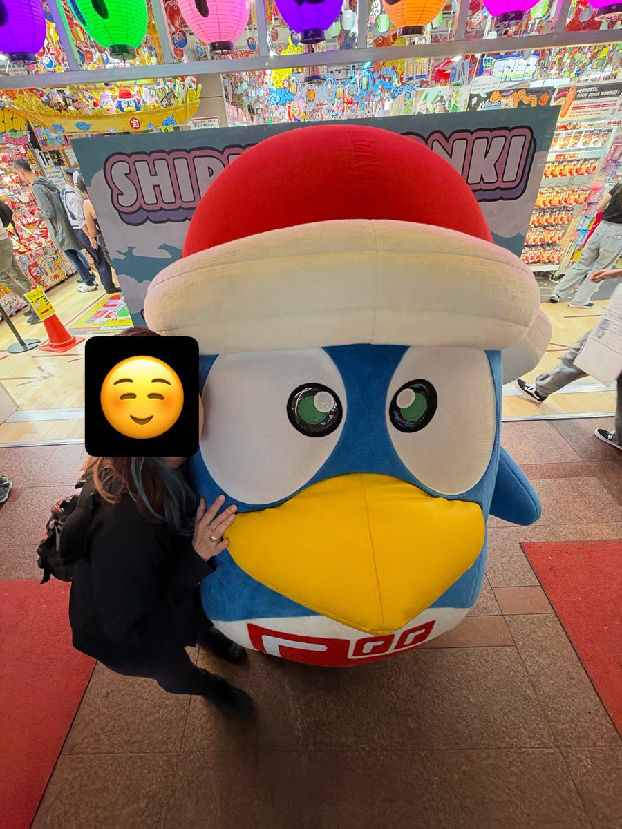 love_aero_chi's tweet photo. 渋谷メガドンキの前を通りかかったら、ドンペンちゃんが!
無料だったから記念に撮影してもらった。
#DONPEN
#渋谷メガドンキ https://t.co/Mkyx1FedQ7