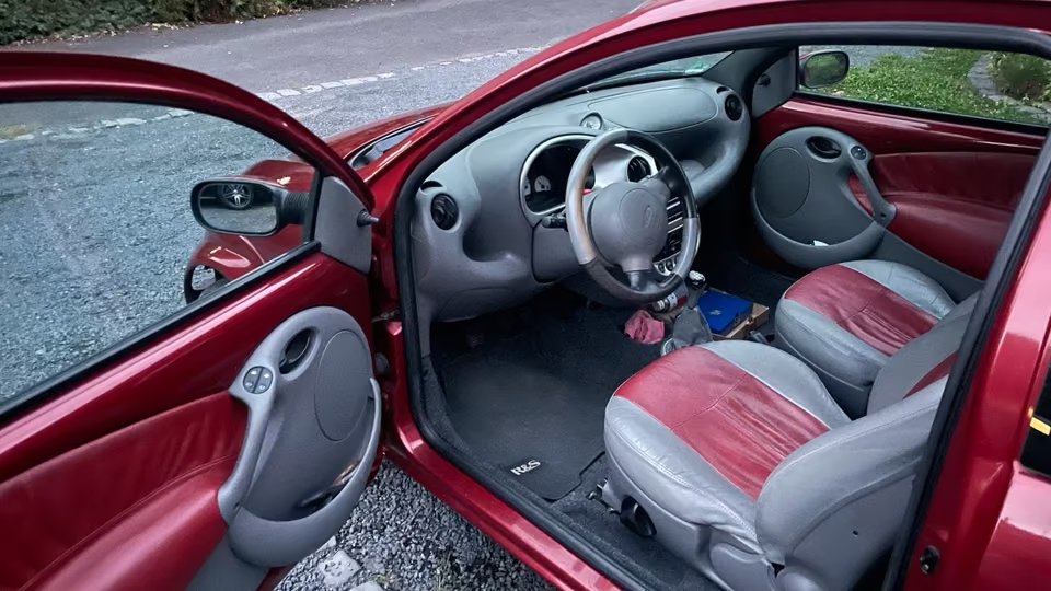 Cultobjects's tweet photo. Rare Ford Ka “Colani Edition” (No. 4 of 200) designed by Luigi Colani. In outstanding original condition, is offered as a collector’s item
85,000 km
12.900€ 
53619 Rheinland-Pfalz - Rheinbreitbach
https://t.co/dezQJsrxbA https://t.co/t53kRnmzUD