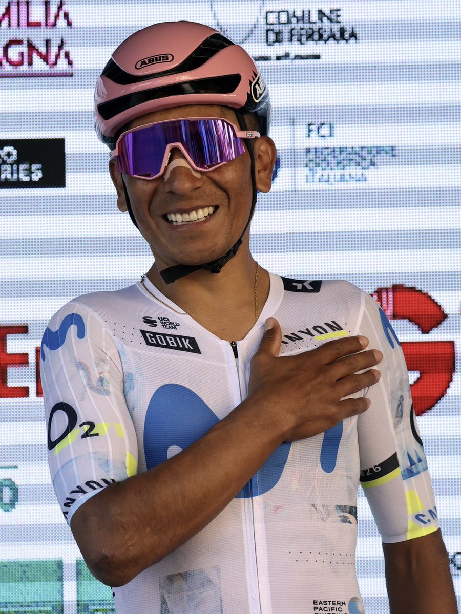 Movistar_Team's tweet photo. 🥹 @NairoQuinCo https://t.co/JcDZEStOuU
