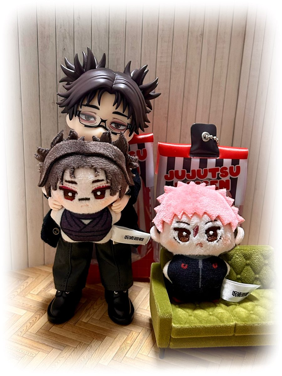 12ucha24's tweet photo. もにふぇ兄弟とお兄ちゃん
（大きさの対比で身長調整版（12cm）のオビツろいどのお兄ちゃんを登場させてみた☺️） https://t.co/FgQ7sm2H4V