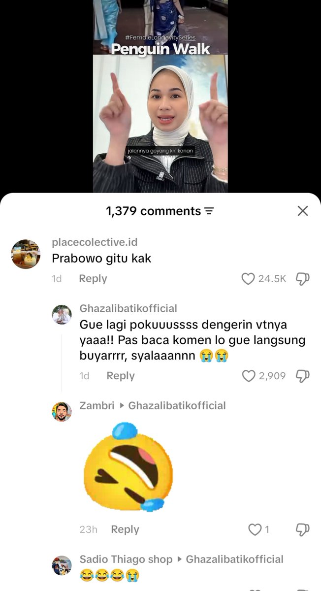 goldenjk7_'s tweet photo. Sumpah ya, aku tuh lagi serius nonton penjelasan dokter Nadhira Afifa tentang penguin walk, orang yang jalannya goyang kanan-kiri kayak penguin. Pas buka komen jeder, aku langsung ikutan buyar juga 😭🤣 https://t.co/RurYEfALQ0