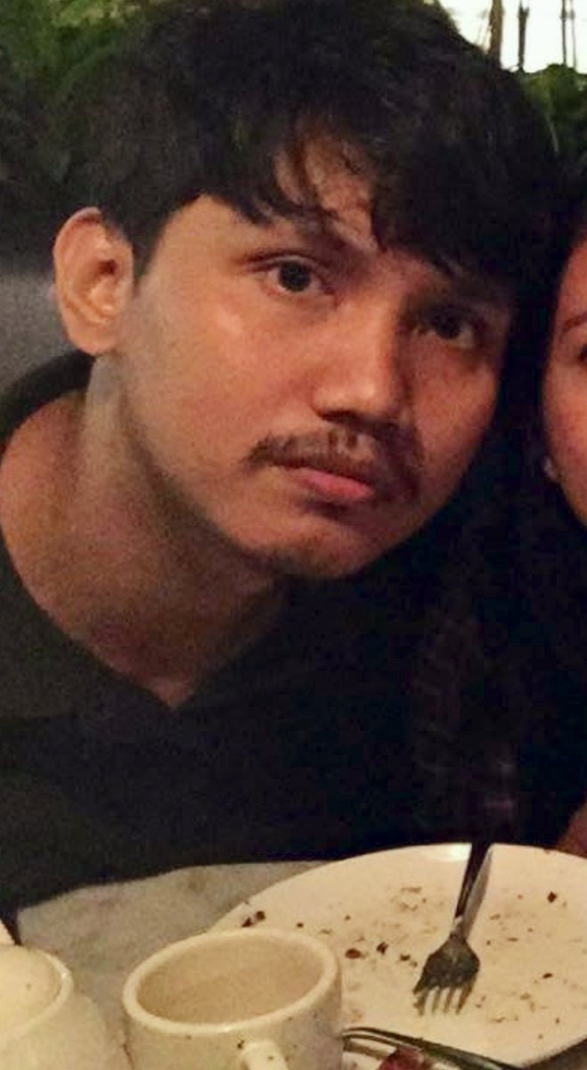 AMmartil's tweet photo. SAME PERSON???
SAME PERSON!!!!! https://t.co/X0ovy2zwZx