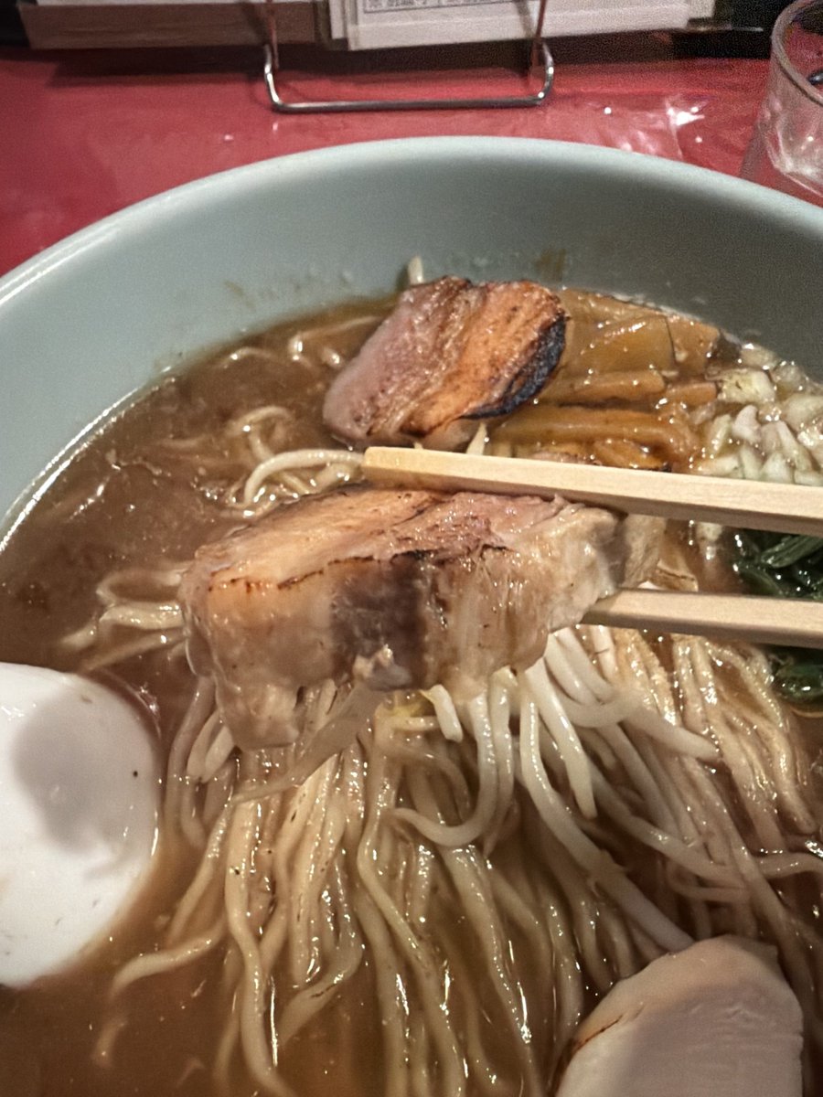 9999Maomao's tweet photo. 無性にラーメンが食べたくなってきたから醤油ラーメンいただきます🍜 https://t.co/FO6tr7ihzv