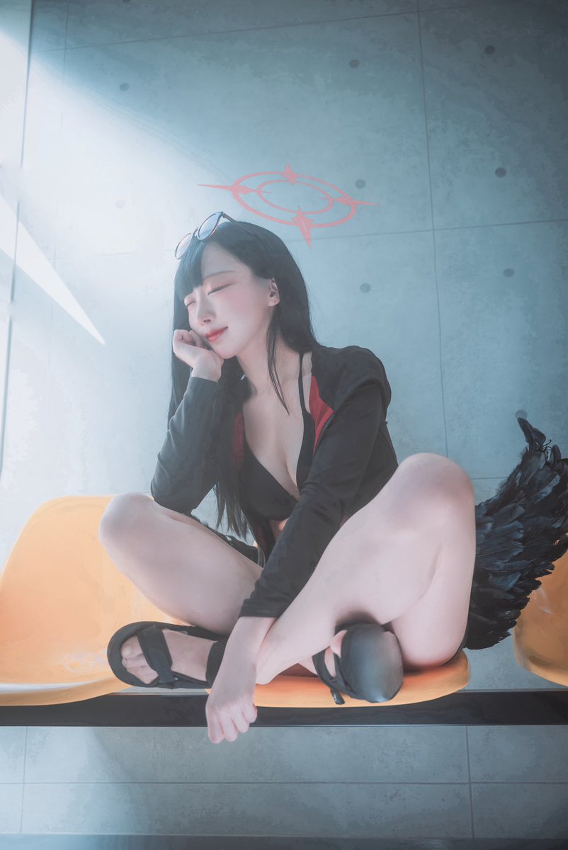 sirotan_0111's tweet photo. cosplay  
BlueArchive  仲正イチカ https://t.co/lWFeTjFS74