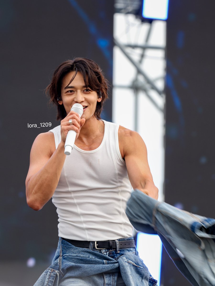 lora_1209's tweet photo. 261003 민호 SM RUN 26-4

#샤이니 #민호 #최민호 #SHINee #Minho #ミンホ #崔珉豪 #珉豪 https://t.co/IVmrDRbLUv