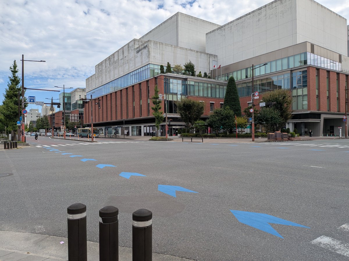 BluemanBox's tweet photo. #九州ブロック交流会  1日目が無事に終了しました
今回は若いビルダー様方が御参加、顔出しOKとの事ですので記念撮影を📷️

主催のマキロンさん、AJさんお疲れ様です‼️
明日も宜しくお願い致します✨️ https://t.co/JfXYllqFNE