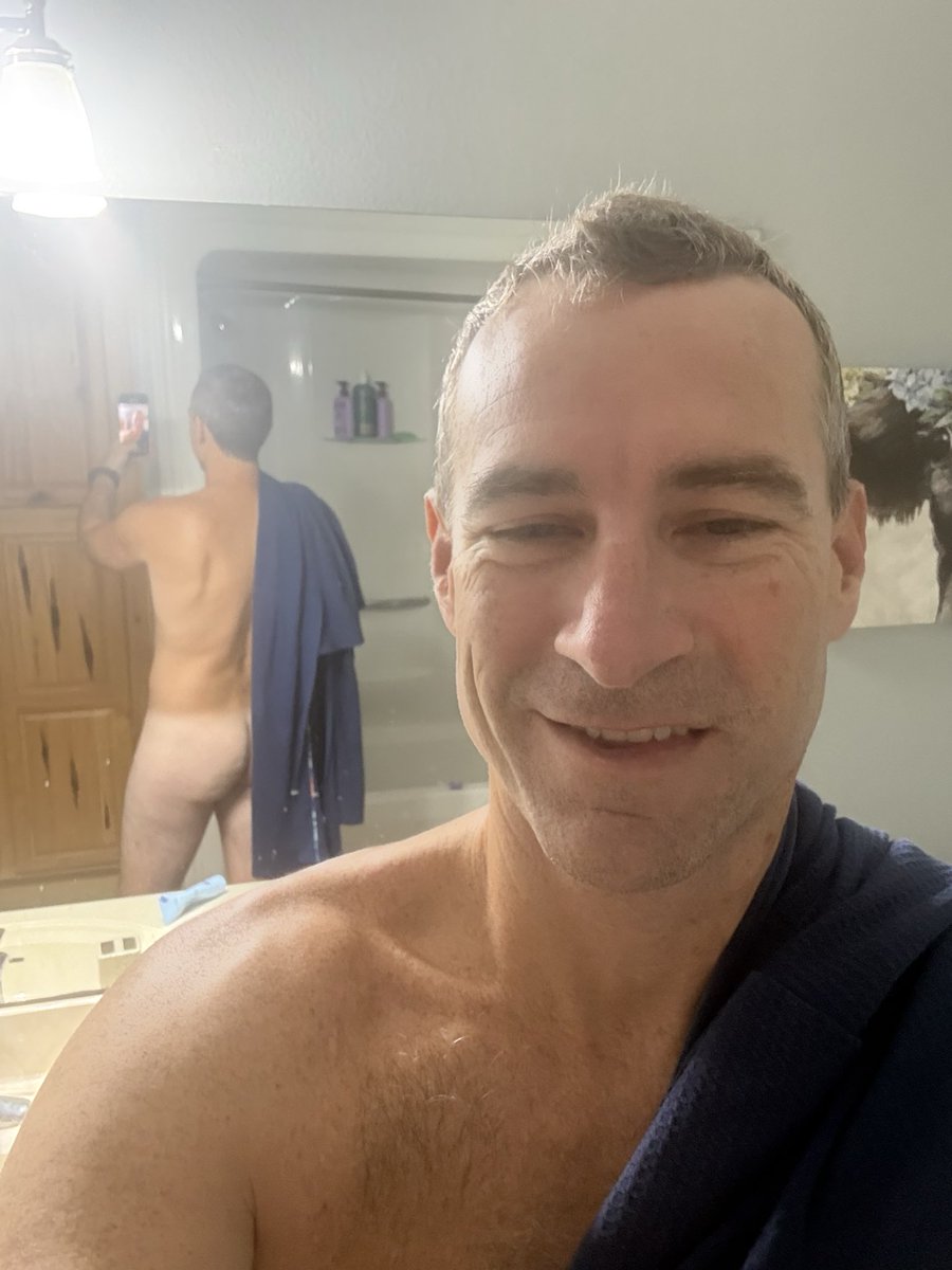 mrpbooty's tweet photo. 42 years old. Still get off to rim jobs https://t.co/ELGWjbxQxL
