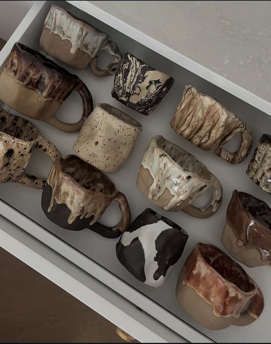 jiggsthecreator's tweet photo. the coolest mug you’d see today https://t.co/jPS6ME2FsZ