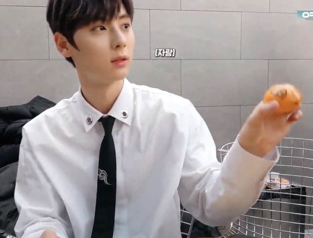 minhyunkawa's tweet photo. #황민현 https://t.co/d919Tcz782