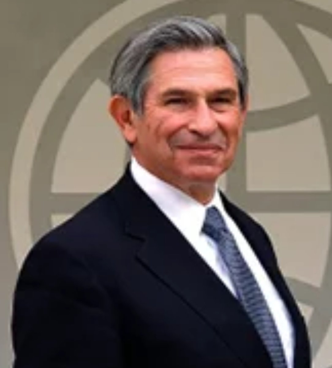 TURKAvazTR's tweet photo. 2014 Kıvrıkoğlu Paşa :

 "Kerkük'ü de içine alan bir Kürt Devleti kurulması söz konusu olursa, bölgeye, müdahale edeceğimizi biliniz." 

P. Wolfowitz:
"Ben, ABD Savunma Bakan Yardımcısıyım, benimle böyle konuşamazsınız." 

Kıvrıkoğlu Paşa;

"Ben de Türk ordusunun başıyım ve Türkmen   asıllıyım."

@tengritav1942