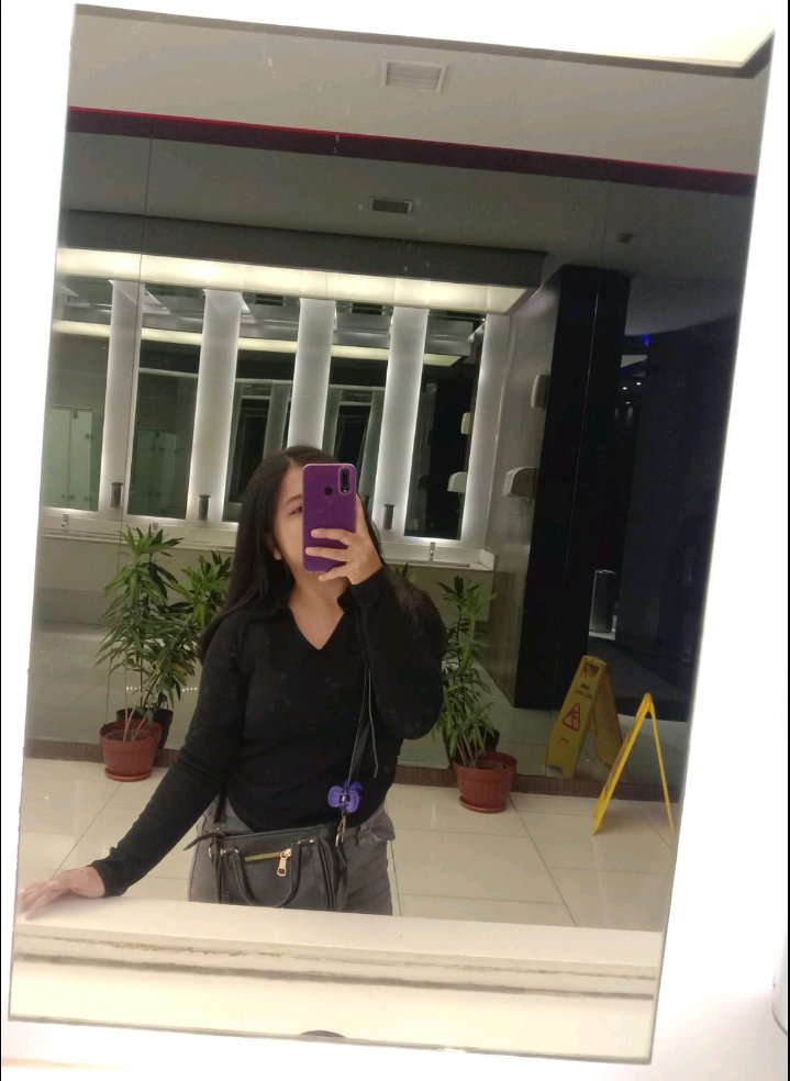 iniurbae1's tweet photo. panas bgt jogja 😭 https://t.co/eUojLYxw5Y