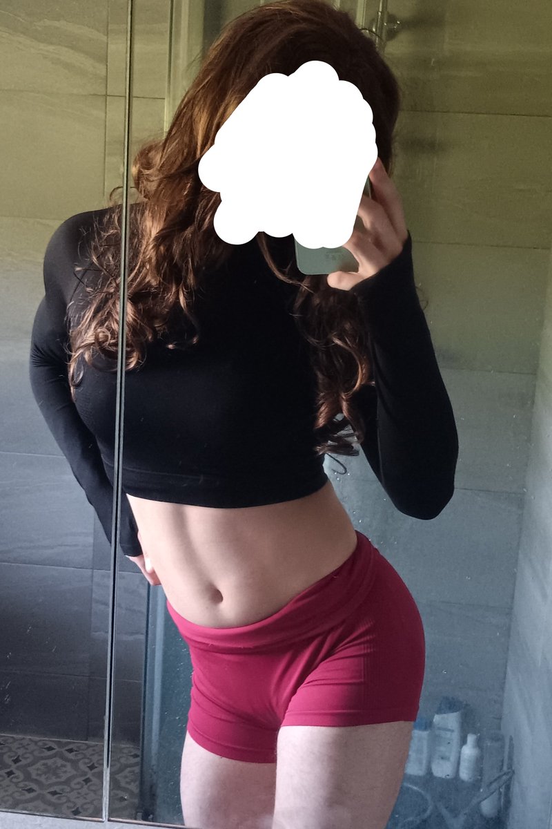 dismalfemboy's tweet photo. d-dude im only wearing womens shorts at the gym for performance reasons... that's it!!! #femboy https://t.co/lAKyCrpDyR