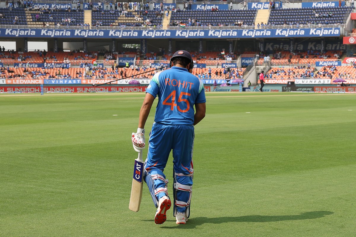 BCCI's tweet photo. Fastest to 1️⃣0️⃣K ODI runs as an opener ✅
6️⃣3️⃣rd ODI FIFTY ✅

@ImRo45 is going strong with a crucial knock in New Chandigarh 👏

Updates ▶️ https://t.co/PhSJSbvW7C

#TeamIndia | #INDvWI | @mflone_ https://t.co/K1qYMobr9Z