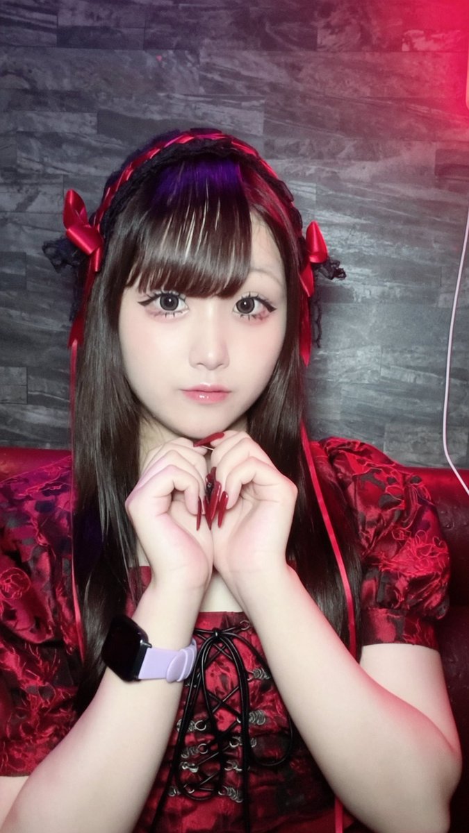Ream_Devil_'s tweet photo. おきゅしました！！
久々の赤！！ネイルとも合ってるでしょ❤️
23時まで！！

 #コンカフェ嬢  #雰囲気１ｍｍでもいいと思ったらいいね  #自撮り界隈 https://t.co/G76TojNu0V