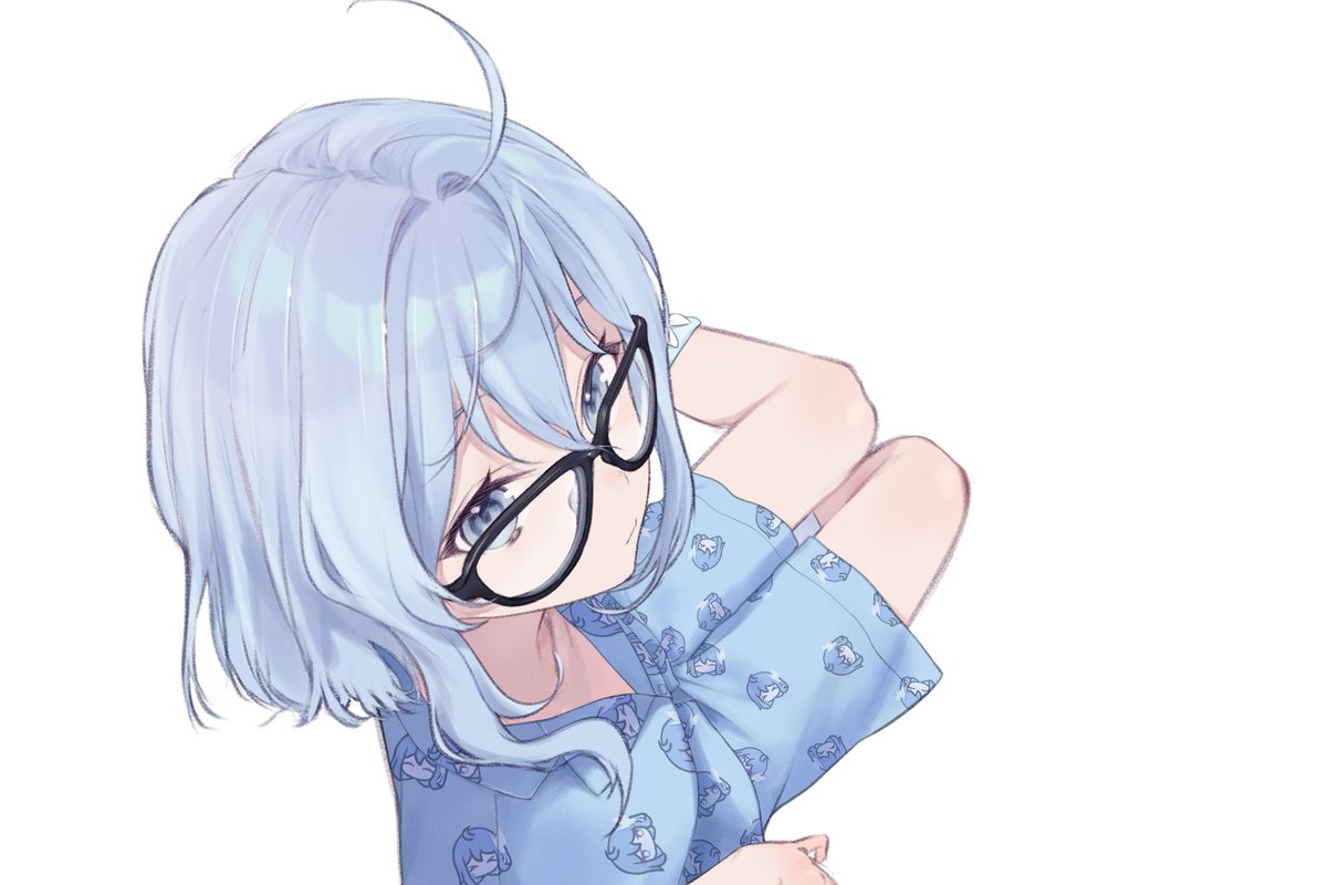 daisi_gi's tweet photo. ルームウェアメガネ🦋👓✨
#CIEL美術部
#しえるれたー https://t.co/MvI89VDLjR