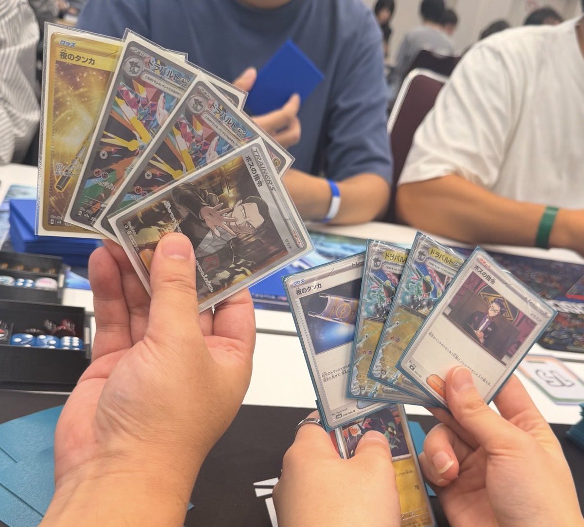 rihat_pokeca's tweet photo. そいやバリィと初戦4枚手札一緒でした！
2人とも負けました🤣 https://t.co/SDlWGau7iO