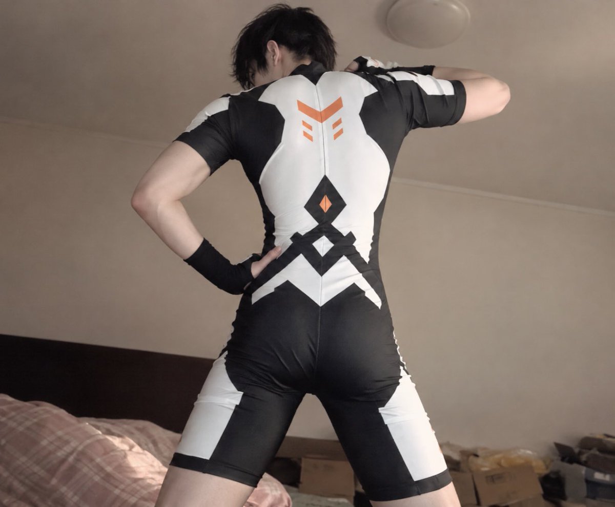 natsunnio's tweet photo. 正面 和 背面
你怎么选呢😗
#小英雄 #zentai #紧身衣 #正太 https://t.co/5yNxWaWG5y