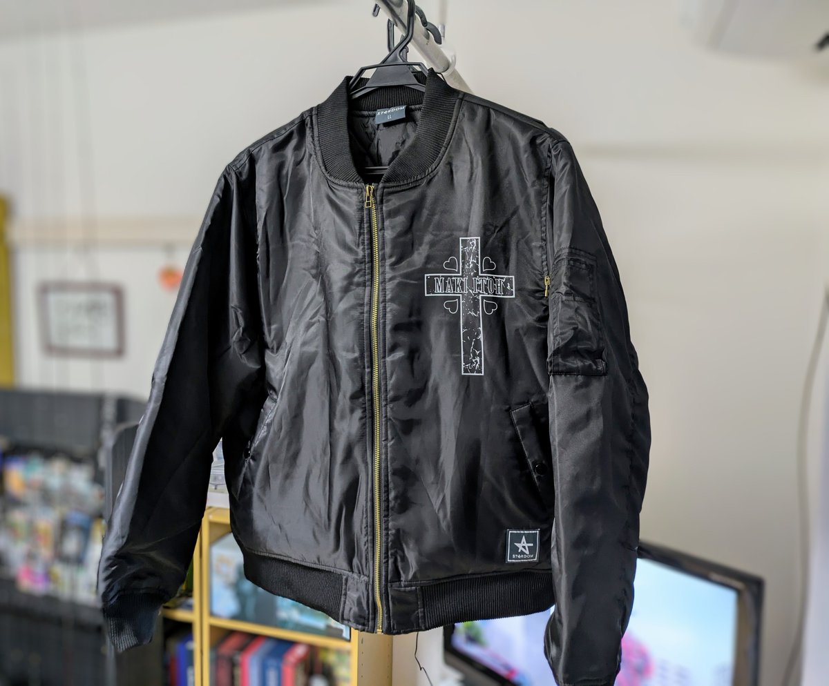 SI4516's tweet photo. @maki_itoh Tシャツ購入💰️します✌️

 先程、ジャケット🧥＆タオル
届きました‼️ https://t.co/paExM5q8Q5