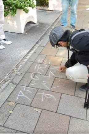 hima_tube_'s tweet photo. @togootto 元政治家で活動家っぽい人混ざってます https://t.co/v4hPdY3hHe