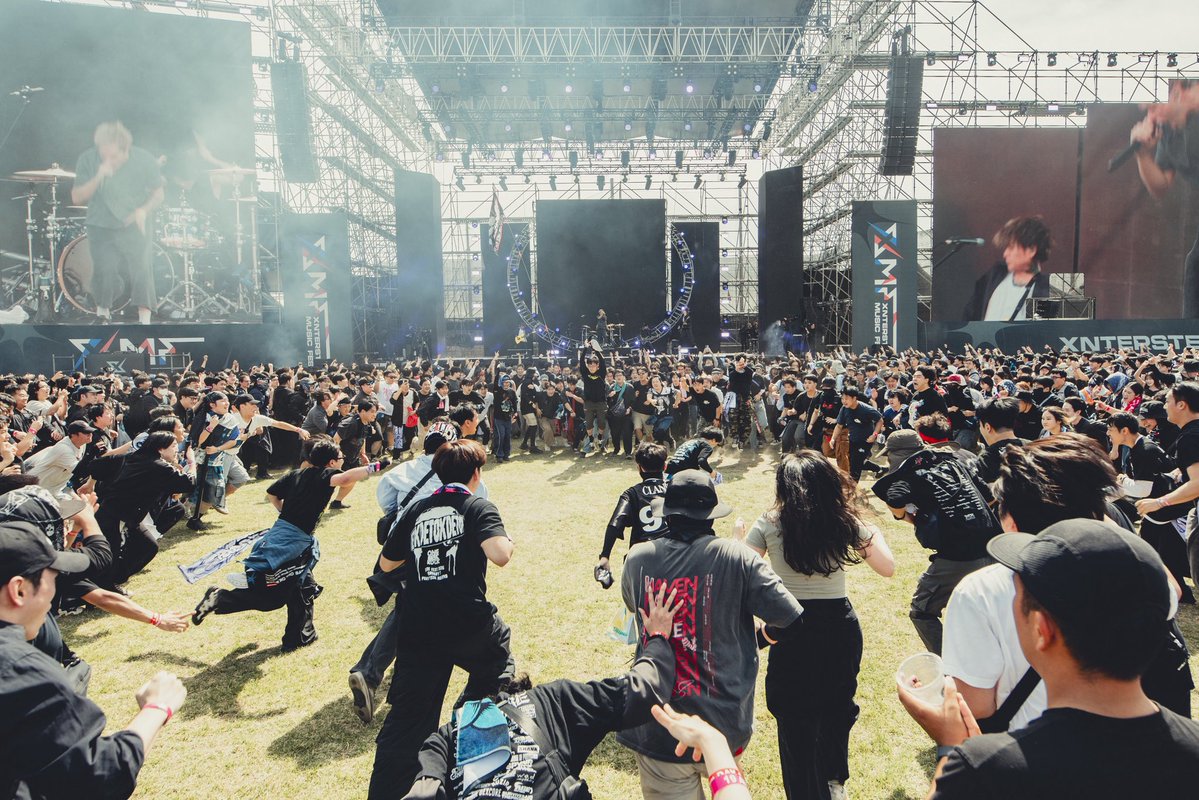 coldrain_jp's tweet photo. XNTERSTELLAR MUSIC FESTIVAL 2026 in Incheon, Korea

01. EX-HUMANITY
02. FREE FALL
03. RABBIT HOLE
04. CUT ME
05. BLOODY POWER FAME
06. THE REVELATION
07. CHASING SHADOWS

🎧https://t.co/FSJEDrsi7K

📸 by @yamada_mphoto 

@XMF_official https://t.co/tJocZogetl