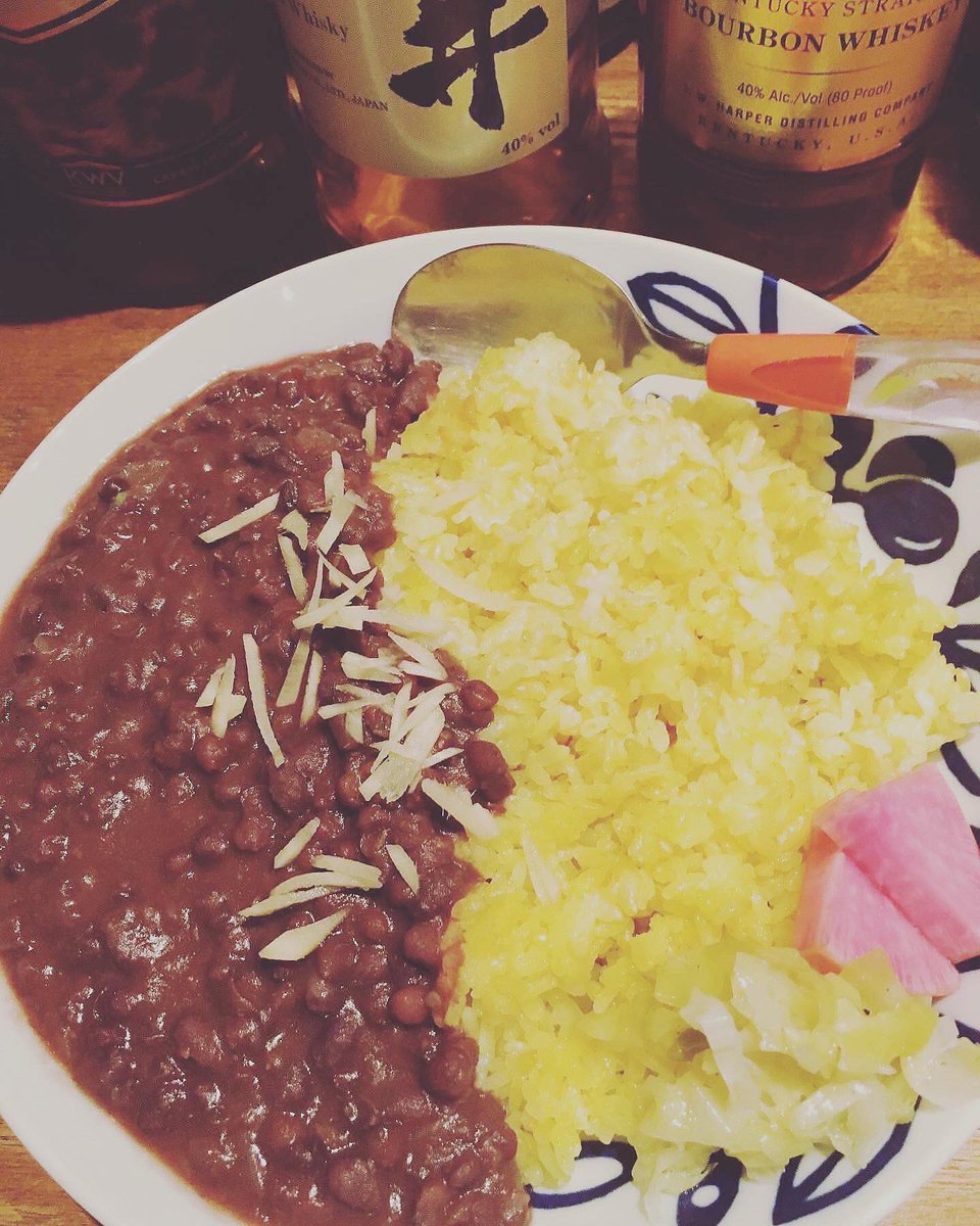 amuless's tweet photo. サタデーナイトAjitoやとります(^-^)/🍷
今のカレー☆モロヘイヤのチキンカレー/あずきジンジャーカレー☆
カレー2種類又は帯広風豚丼とのハーフ&amp;ハーフはディナーセットもおすすめです＼(^-^)／
本日の選べる肴は合鴨ロースと野菜たちプレートほか♪
#中野坂上
#カレー
#BAR
#ディナー https://t.co/zynLcsQMhn