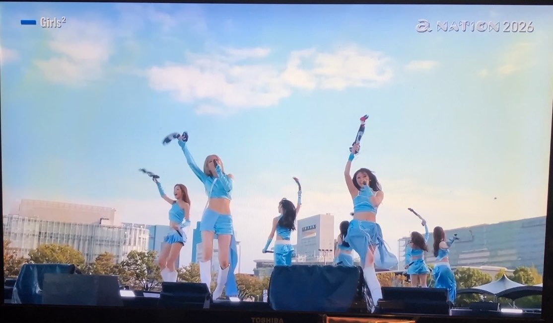 LnerMasaki's tweet photo. あれだけ雨が続いたのに、今日は、秋晴れ☀️新衣装が青空によく映えてました
Girls2のa-nation配信、みんな言ってるけれど本当に素晴らしいパフォーマンス、映像でした！それにしてもヒマワリは何度聞いても泣いてしまう
#Girls2
#anation https://t.co/o4ICuMQEry