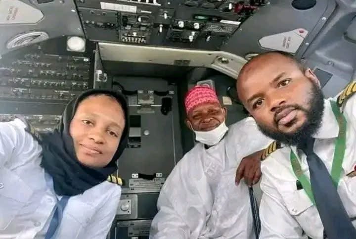 ie_Mooh's tweet photo. 1 Male Pilot.
1 Female Pilot. 
1 Governor. 

 Kwankwasiyya Product. 
 Jagora Impact. https://t.co/6yYpOwwXUb