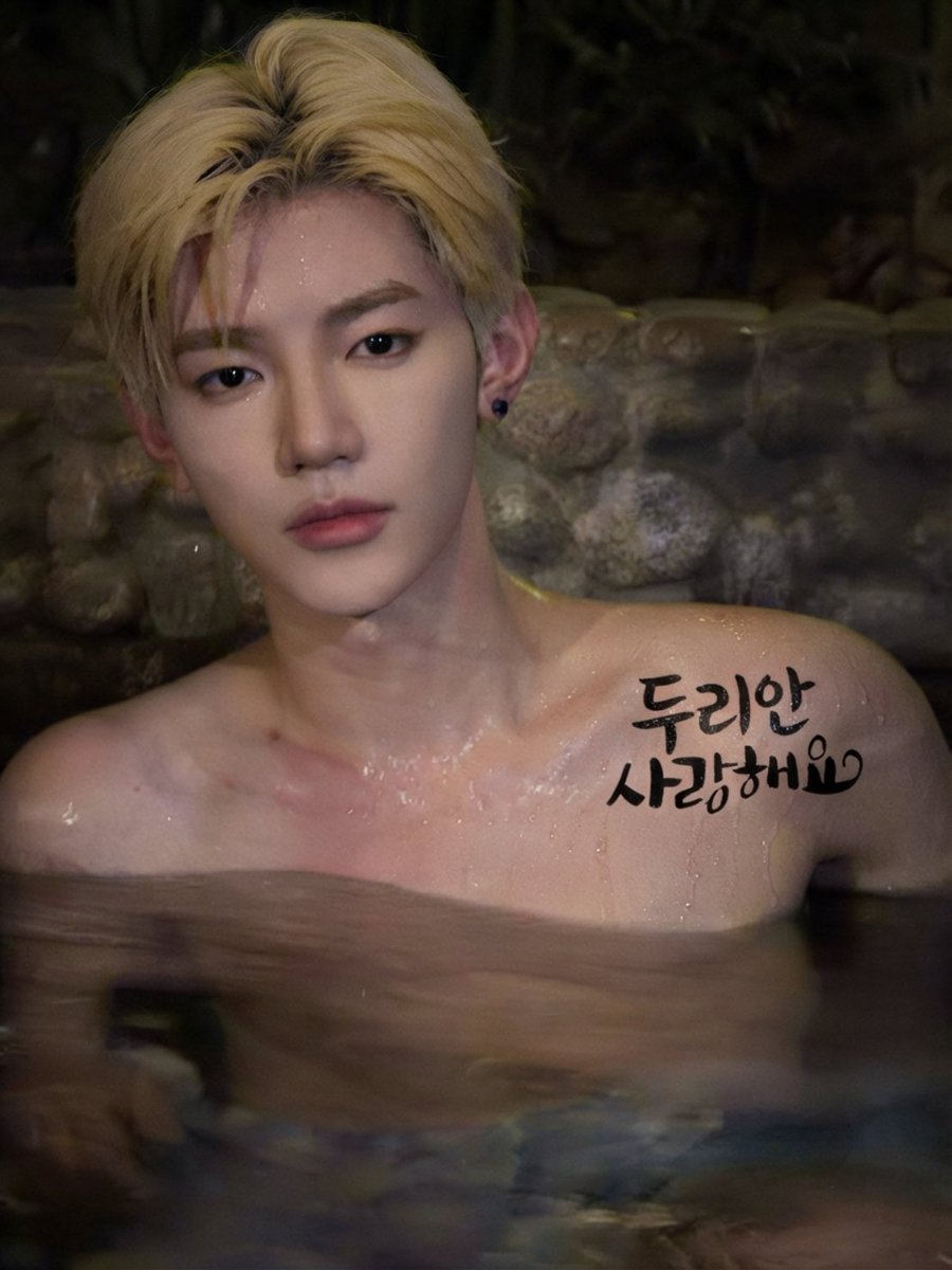 haohaonap's tweet photo. 뭔가 사진을 제대로 못쳐다보겠어서 멋진문신 넣어버렸어... https://t.co/U1YAzZVyH6