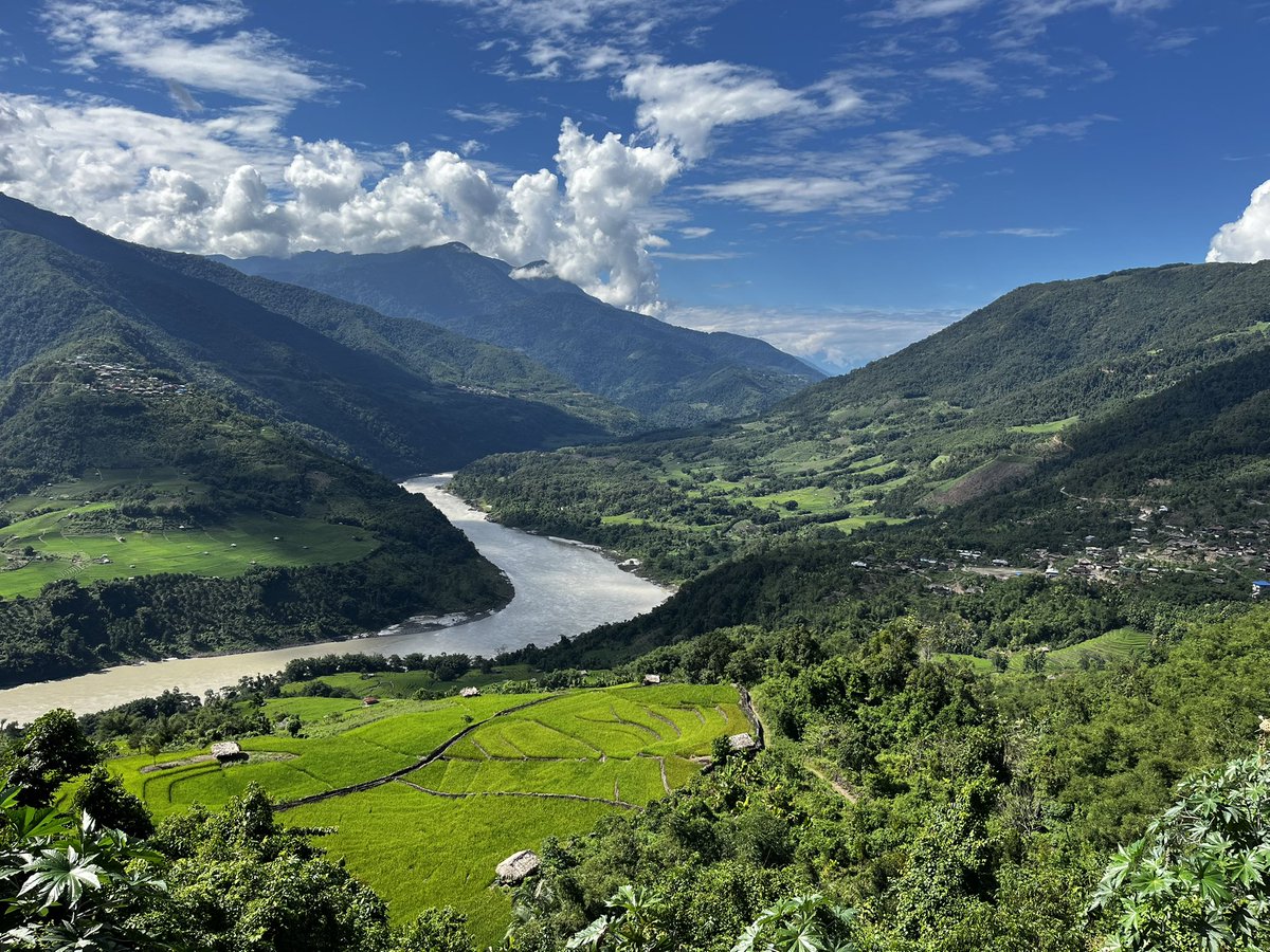itsMarinaDai's tweet photo. #Uppersiang District of #ArunachalPradesh at this time of the year . https://t.co/gxNj0SM5WE