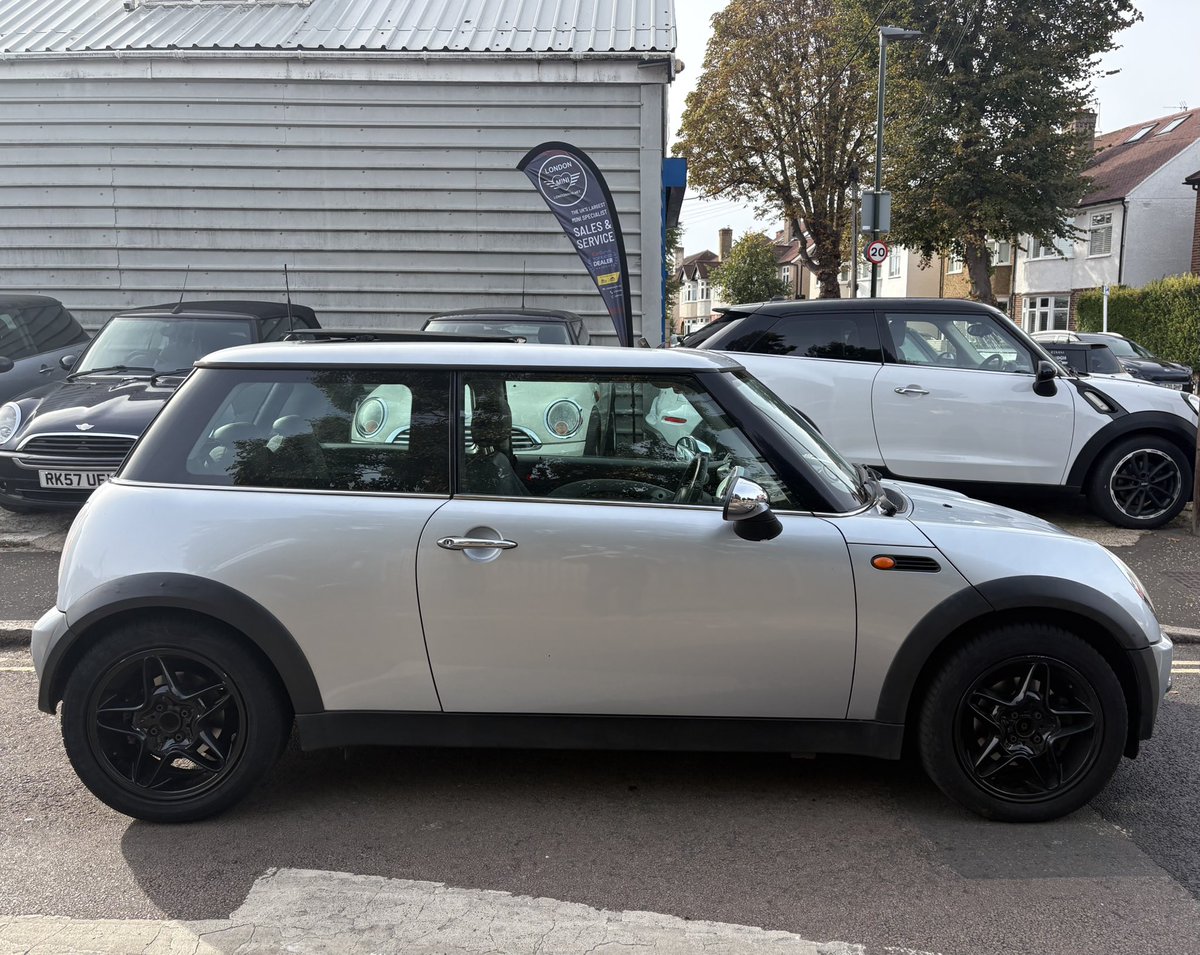 Londonmini1's tweet photo. Sold this 3 years ago.
Just purchased back.
Amazing Automatic Mini One
Only 66000 Miles
2004
Panoramic Electric Roof
Fabulous Service History
Low Insurance Group
This will sell fast
More details:https://t.co/VOxibdKTS3
#Mini
#Sell
#Fast
#WeDeliver
#TheBestMinis https://t.co/2Zpb6UiNYu