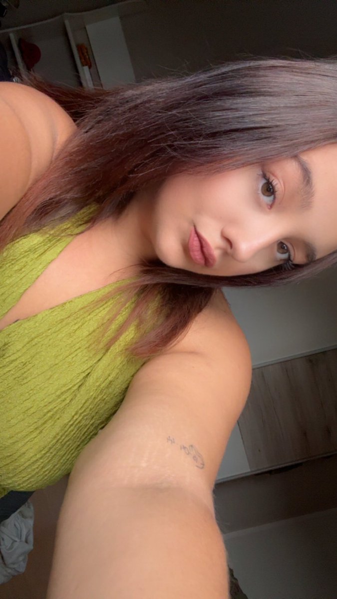 ml_ls7's tweet photo. qui raque pour moi ce midi ? 😋😋😋#moneymiss #moneyslave #atm #toutou #findom https://t.co/THK5GoHkkQ