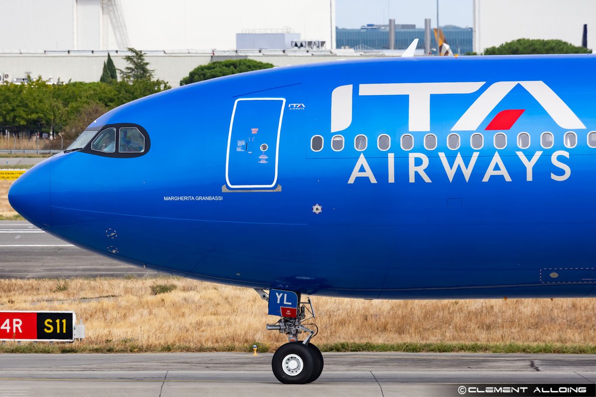 CAlloing's tweet photo. Another test flight yesterday at #Toulouse #Airport ! With the 2nd test for the #Airbus #A350F and the 17th #Airbus #A330Neo for @ITAAirways #ITYL ! #Avgeeks #Avgeek https://t.co/nejRo2T5Nb