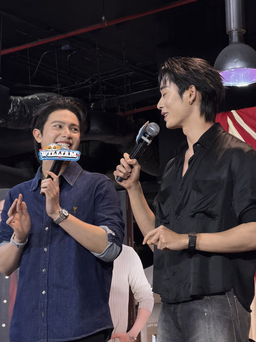 yngte's tweet photo. จับได้ละ คนคลั่งรัก

#YouManiacSeriesEP6
#WilliamEst https://t.co/tnj8wsd83k