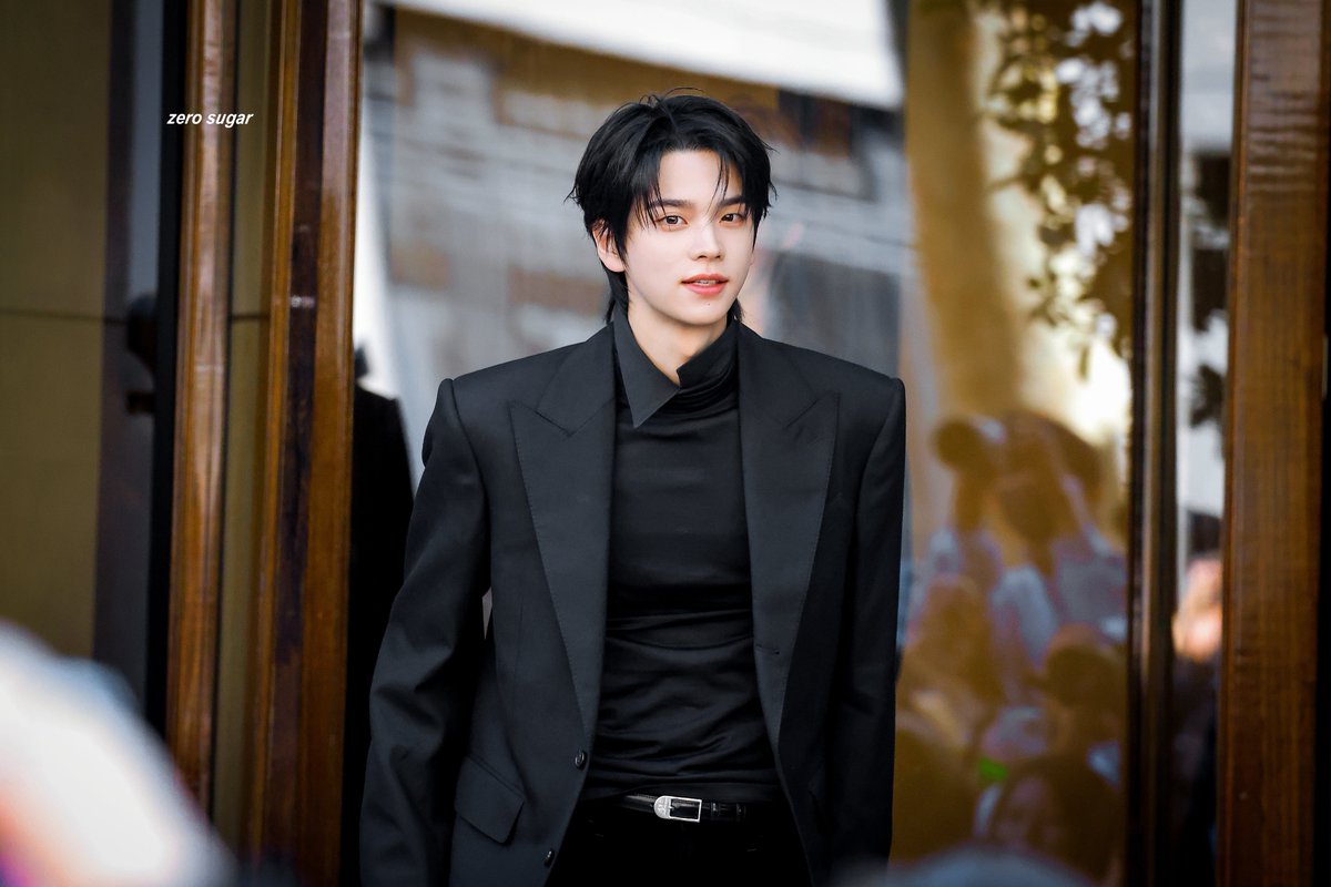 zerosugar_sy's tweet photo. 261003 ✨

#신유 #SHINYU #シニュ #투어스 #TWS
#Celine #CelineEte2027 #MichaelRider https://t.co/syPKPv96DG