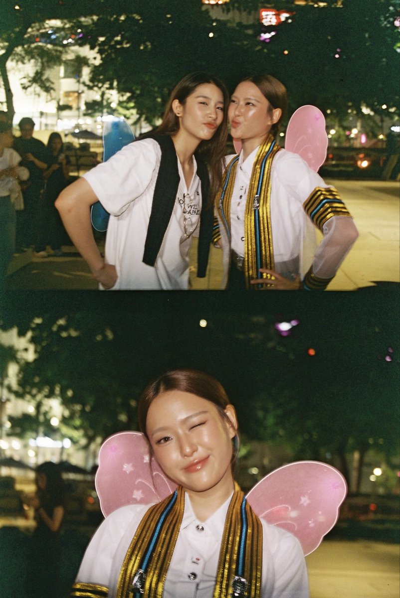 robbers___'s tweet photo. 📸🥳👩‍🎓🎓💐❤️🧚‍♀️
(ตื่นเต้นไปนิด มือสั่นๆรูปสั่นๆ😭)

#JULIETandJULIET 
#nepjuneys #mingkanyas
#mingmingnepjune https://t.co/qAGUFPeb86